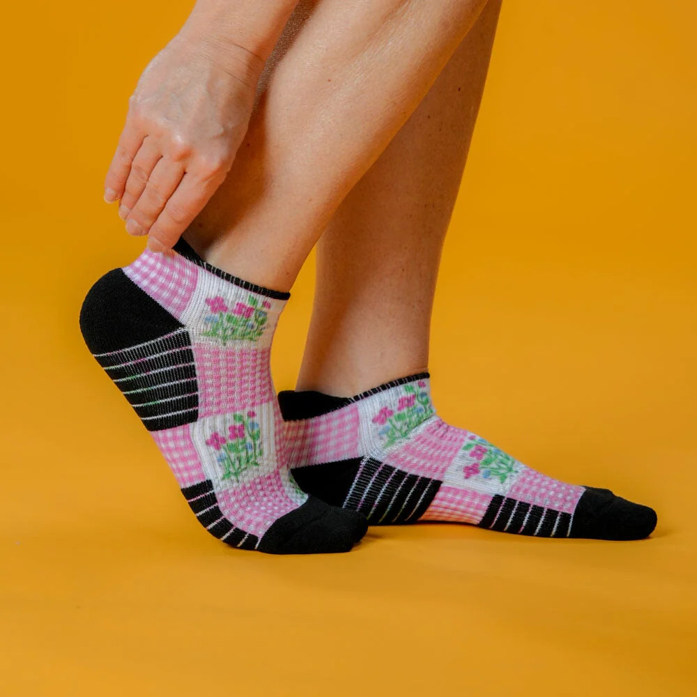 Grandma's Quilt Ankle Compression Socks - Image 3